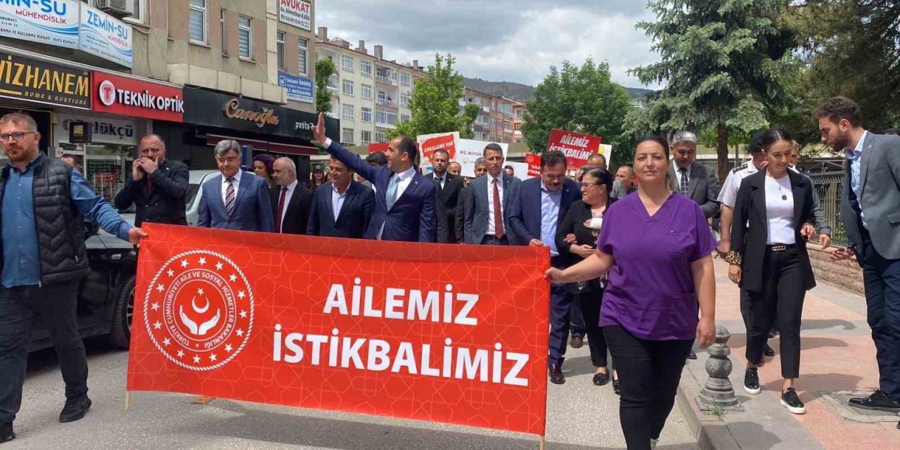 Engeller Sergiledikleri Gösterilerle Aştılar