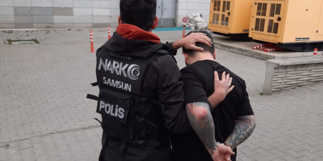 Uyuşturucudan 10 Yıl Hapis Cezası Bulunan Şahıs Yine Uyuşturucuyla Yakalandı