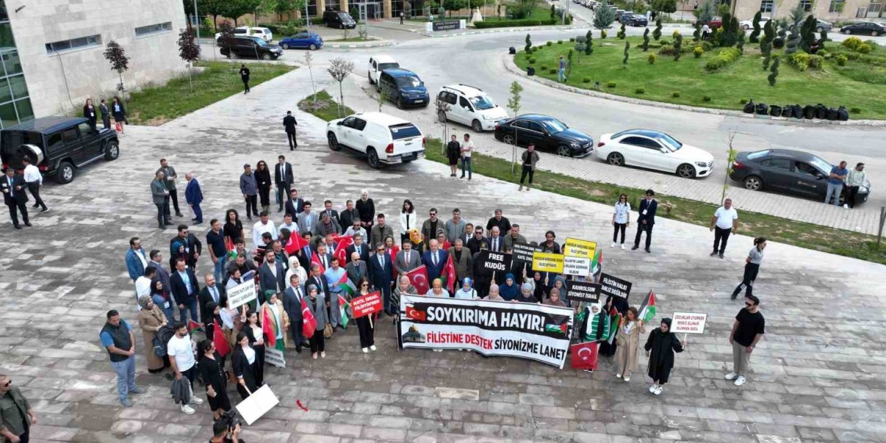 Tunceli’de Üniversite Öğrencilerinden Filistin’e Destek