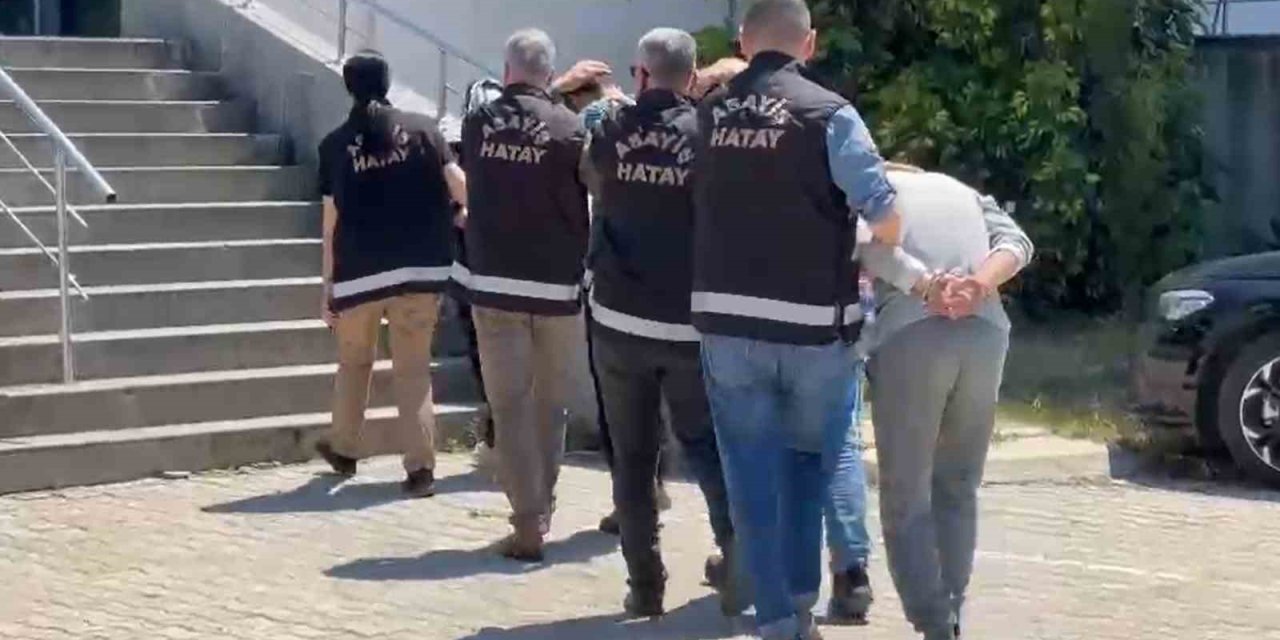 Hatay’da Çeşitli Suçlardan Aranan 2 Şahıs Tutuklandı