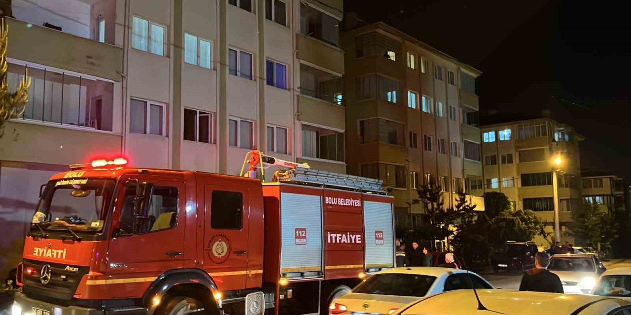 Ocakta Unutulan Yemek Yangına Sebep Oldu