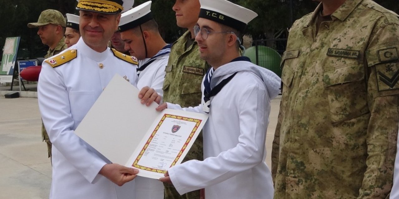 Çanakkale’de 12 Engelli Genç Askerlik Heyecanını Yaşadı