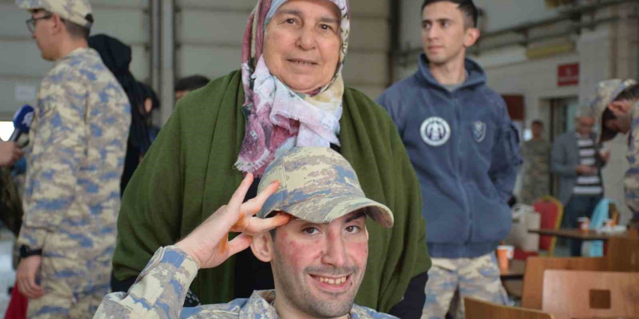 Ankara’da 21 Engelli Genç Temsili Askerlik Yaptı