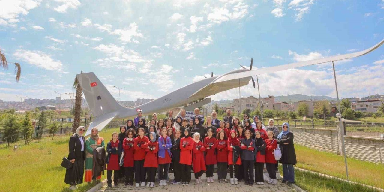 Başkan Sandıkçı: “Öğrencilerimizin Deneyim Kazanmalarını Sağlıyoruz”