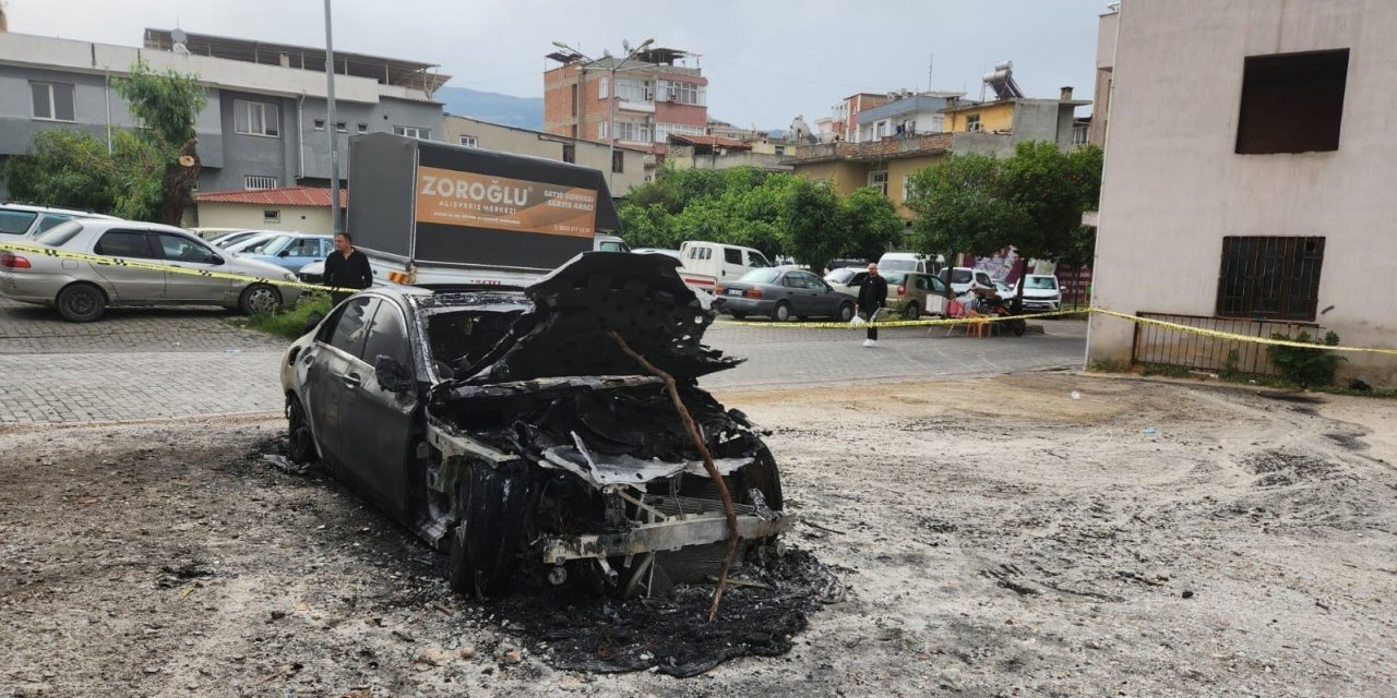 Lüks Otomobil Küle Döndü