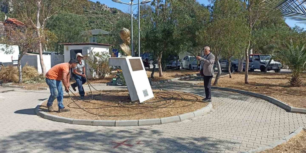 Marmaris’te Söğüt Piri Reis Parkı Yenileniyor