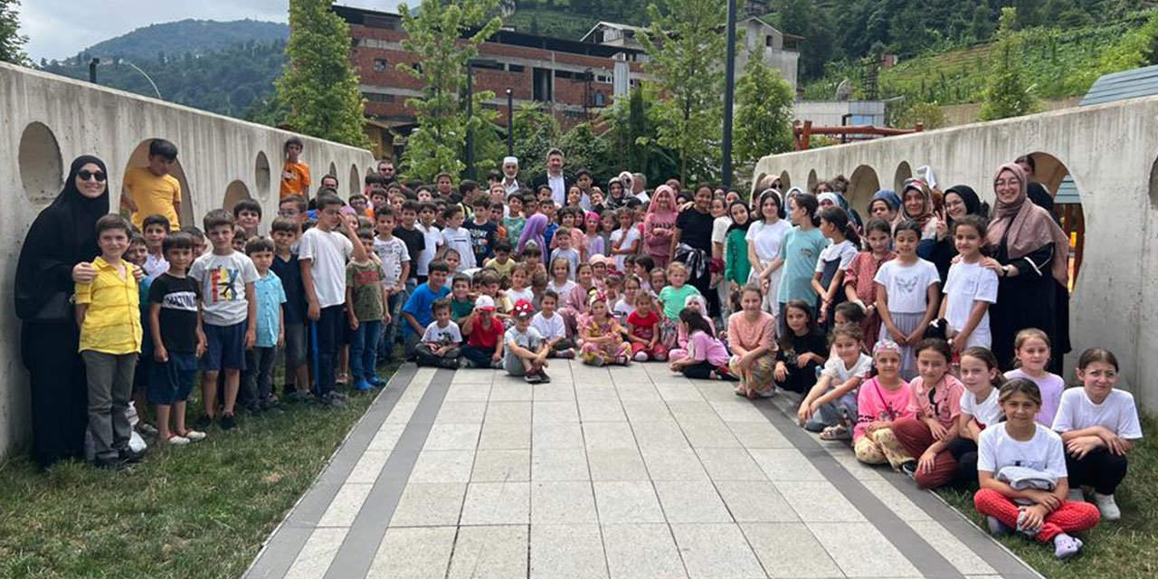 Güneysu Belediye Başkanı Özer, yaz Kur'an Kursu öğrencileriyle bir araya geldi