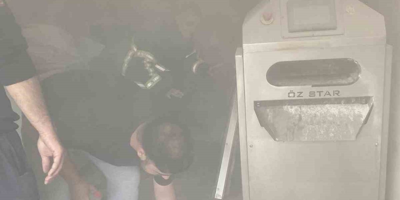 Kuruyemiş Kavurma Makinasında Çıkan Yangın Büyümeden Söndürüldü