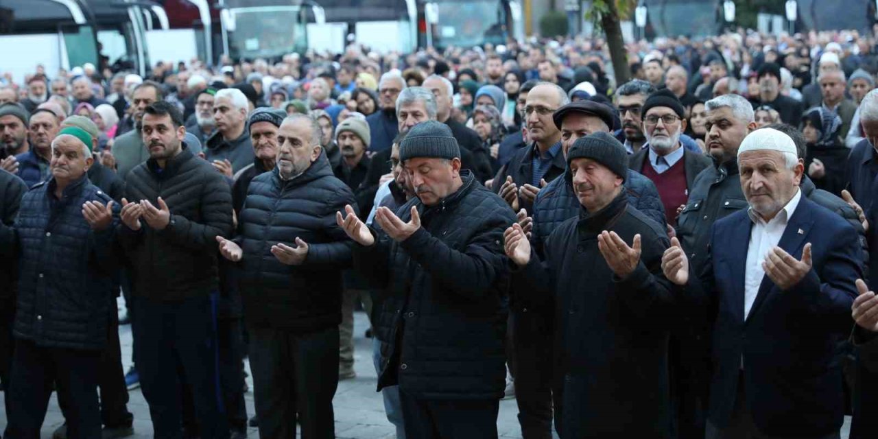 200 Hacı Adayı Yolcu Edildi