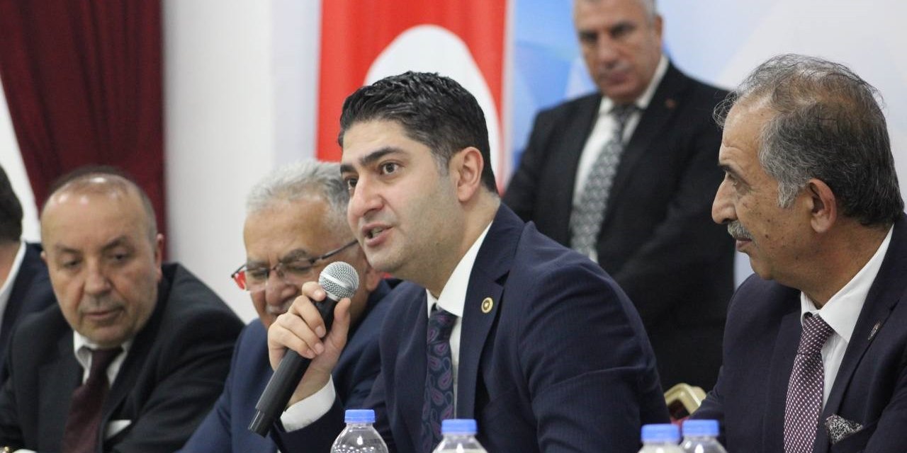 Mhp’li Özdemir: "Bu Seçim Pınarbaşı İçin Bir Hesaplaşma Değildir"