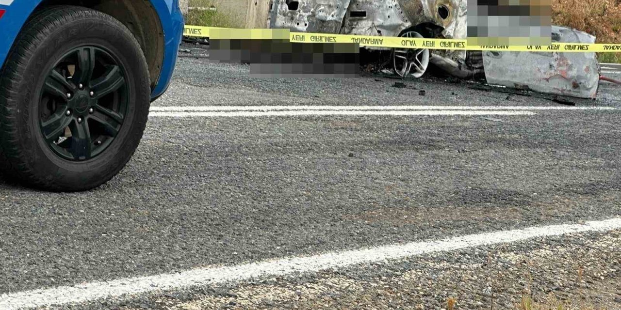 Antalya’da Alev Alan Otomobildeki Polonyalı Çift Hayatını Kaybetti