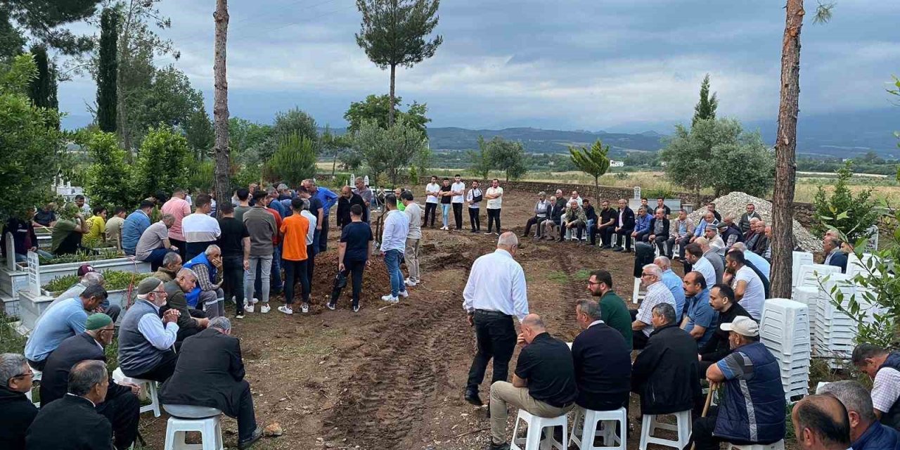Son Sözü ’anne Beni Bir Şey Isırdı’ Olan 5 Yaşındaki Çocuk Hayatını Kaybetti