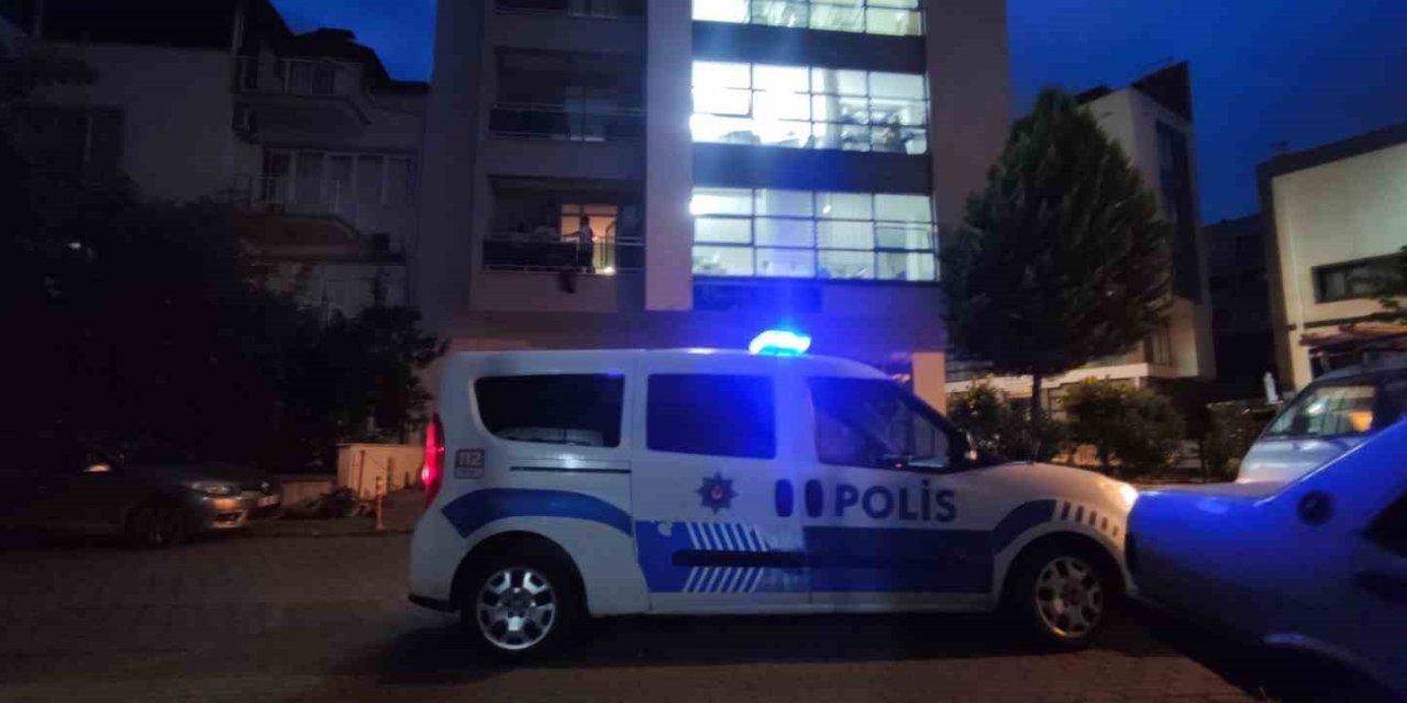 Husumetlisini Atölyede Bıçakla Ağır Yaraladı