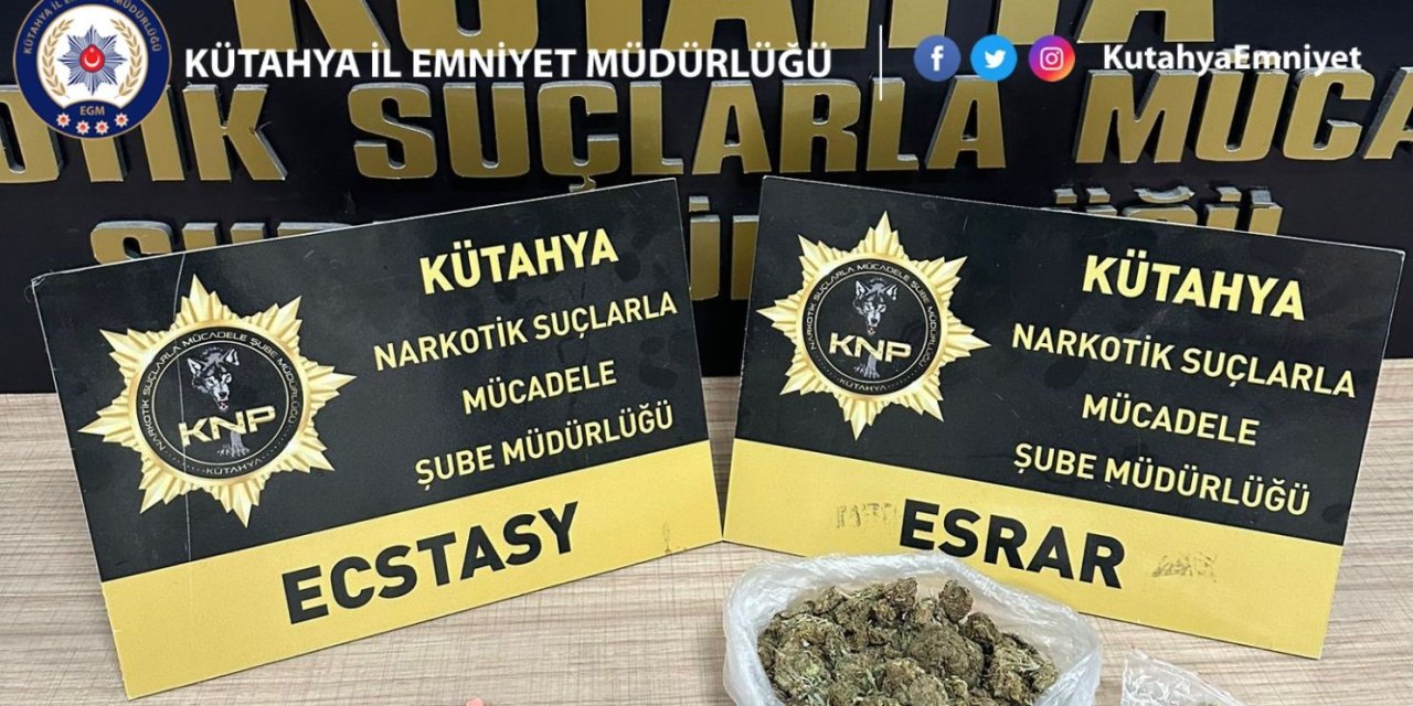 Kütahya’da Otobüs Yolcusunun Üzerinde Uyuşturucu Ele Geçirildi
