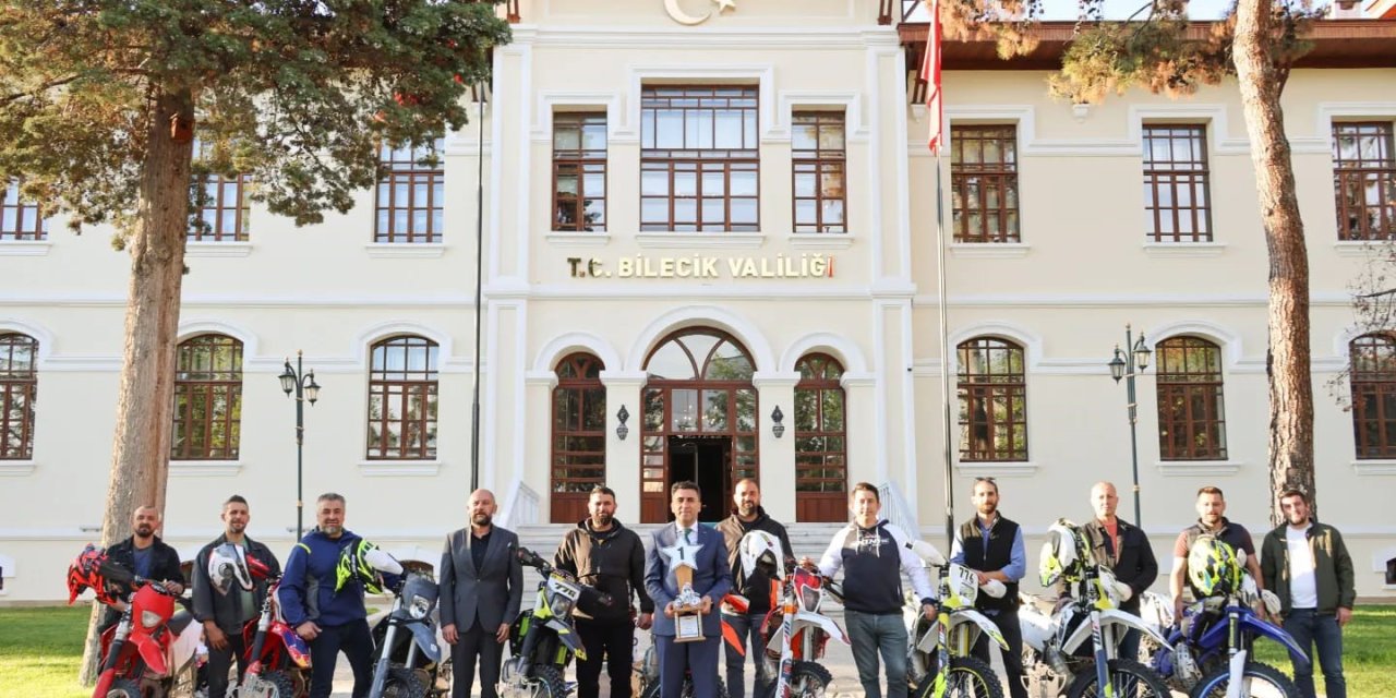 Son 1 Ayda 7 Kupanın Sahibi Oldular