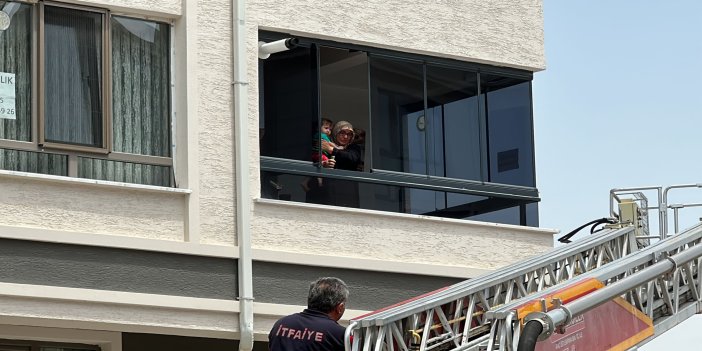 Evde Kilitli Kalan 1 Yaşındaki Eylül Ada'yı İtfaiye Kurtardı