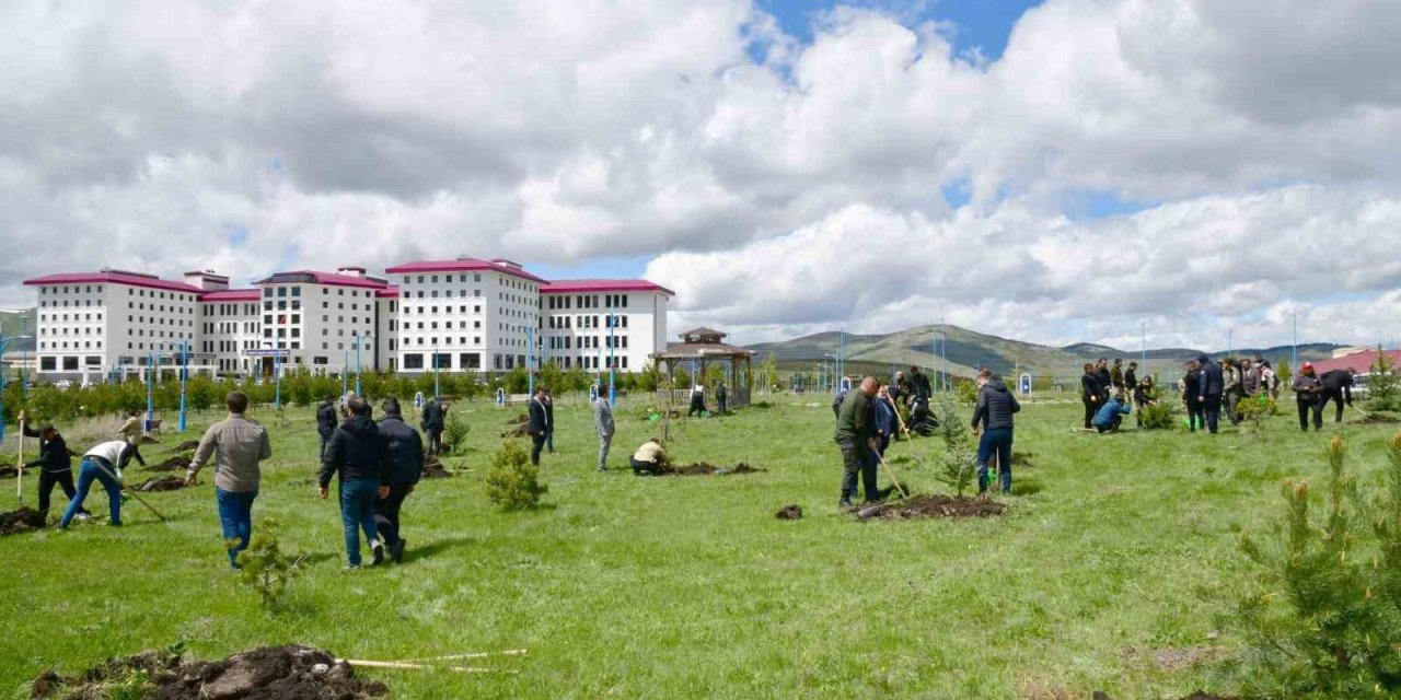 "Filistin" İçin Gazze Hatıra Ormanı Oluşturuldu