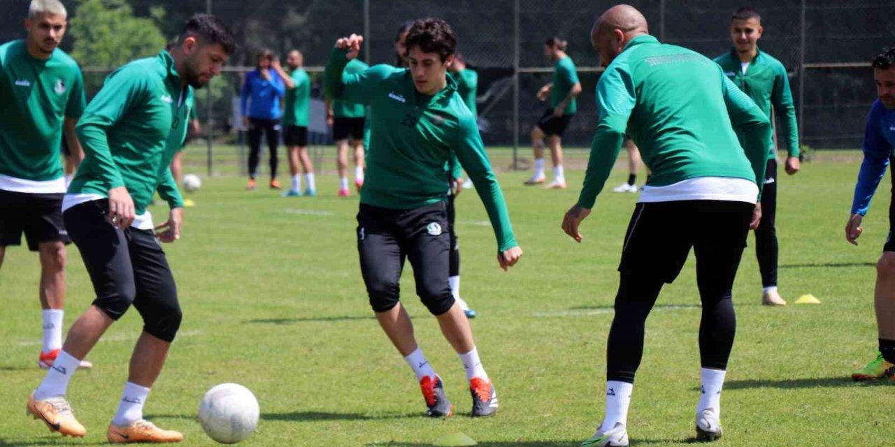 Sakaryaspor Play-off Final Maçı Hazırlıklarını Sürdürüyor