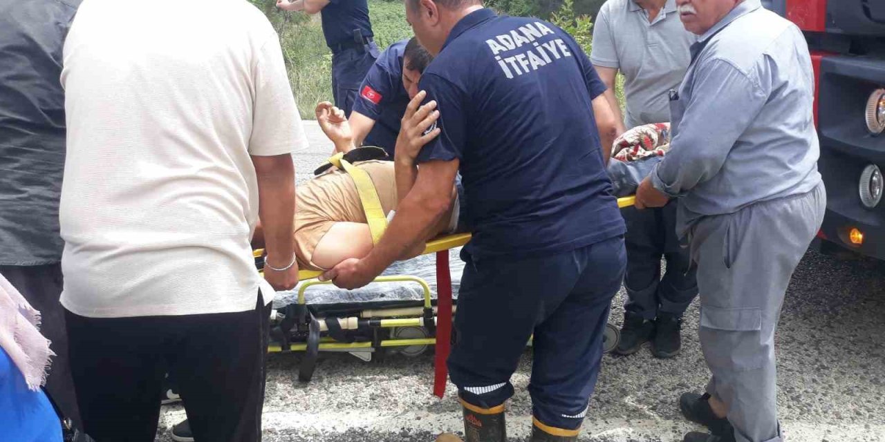 Çapa Yaparken Ayağını Makineye Kaptıran Adamı İtfaiye Kurtardı