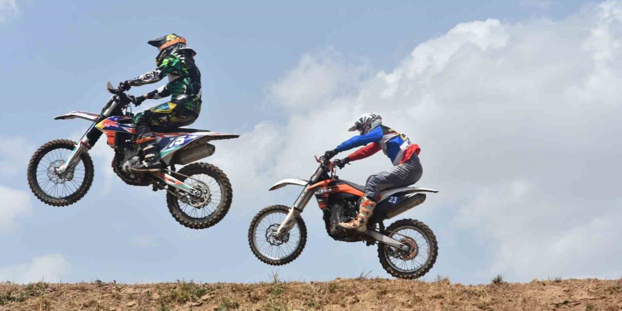 Türkiye, Avrupa Gençler Ve Bmu Motokros Şampiyonaları Başladı
