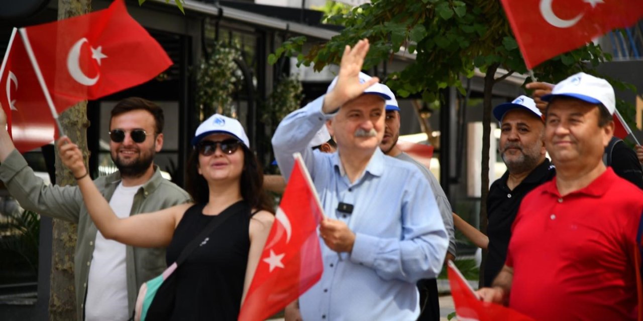 Yunuemre’den ’ata’ya Saygı’ Yürüyüşü