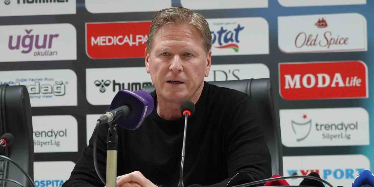 Gisdol: "Sonunda Başardık, Takımımdan Ne Kadar Gurur Duysam Azdır"