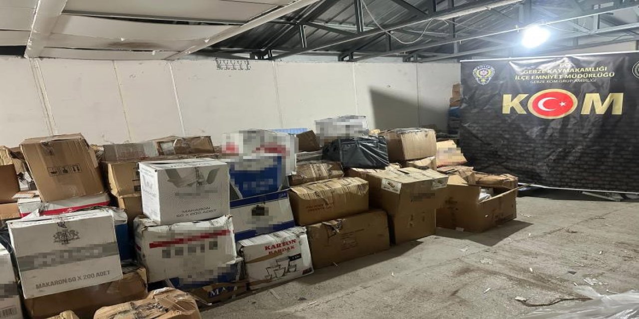 Kocaeli’de 892 Bin 900 Makaron İle 480 Kilogram Kıyılmış Tütün Ele Geçirildi