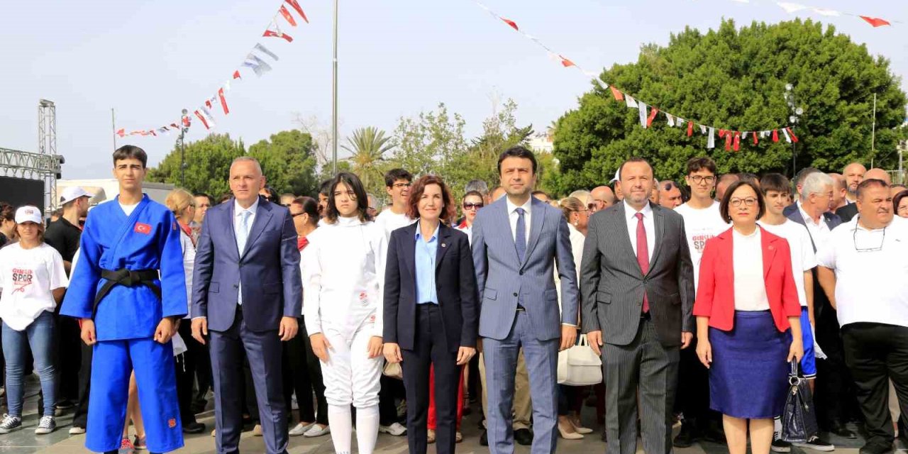 Antalya’da 19 Mayıs Coşkusu