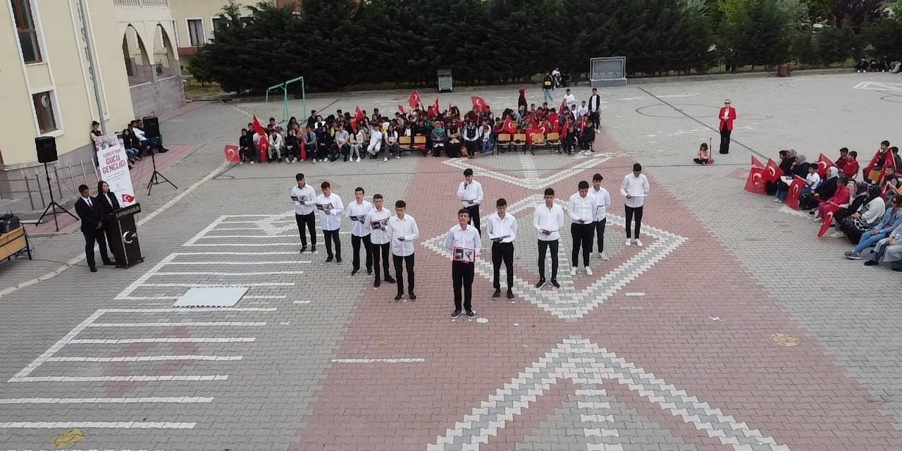 Şuhut’ta 19 Mayıs Coşkuyla Kutlandı