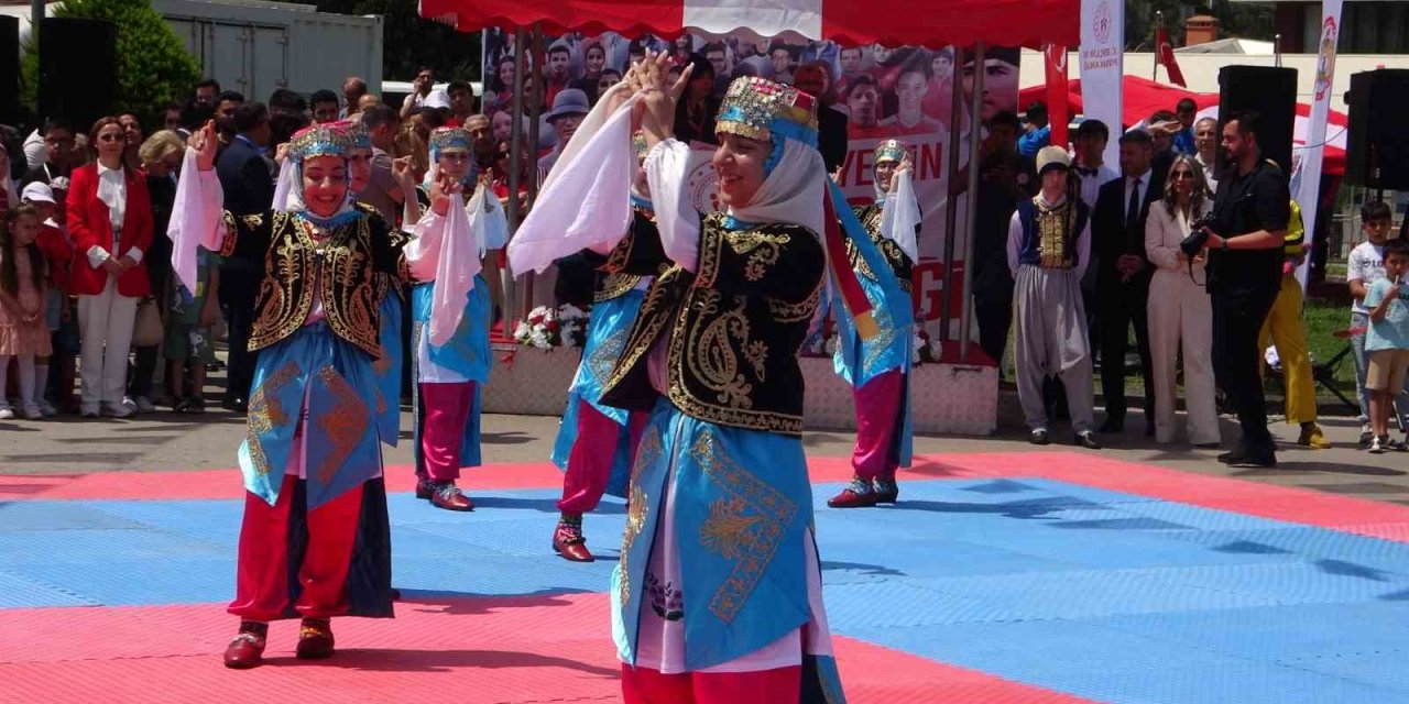 Adana’da 19 Mayıs Atatürk’ü Anma, Gençlik Ve Spor Bayramı Coşkusu