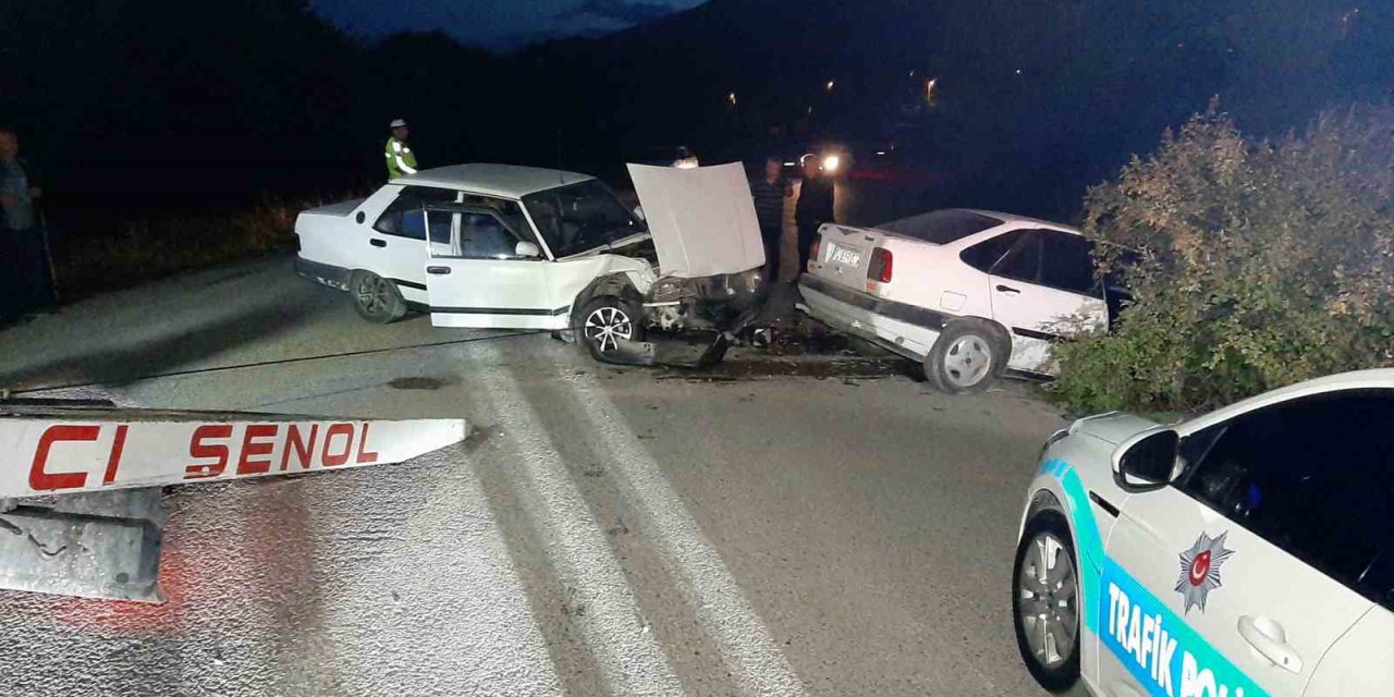 4 Kişinin Yaralandığı Kazada Sürücü 257 Promil Alkollü Çıktı