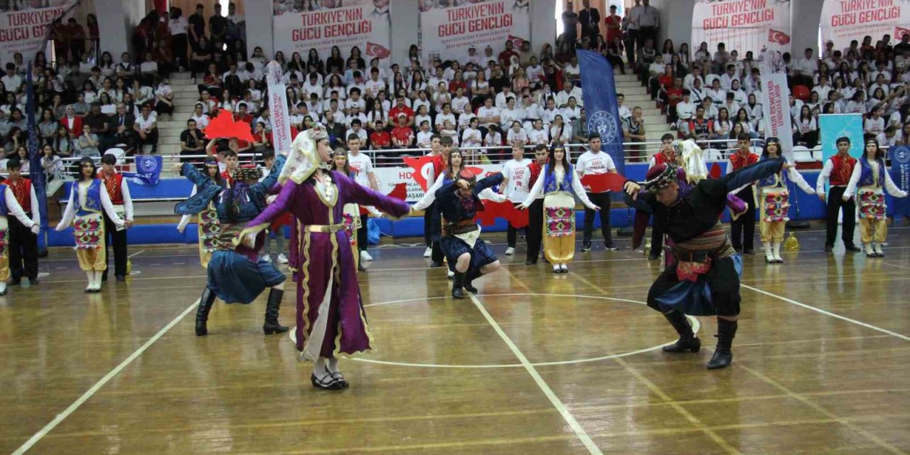 Aydın’da 19 Mayıs Törenle Kutlandı