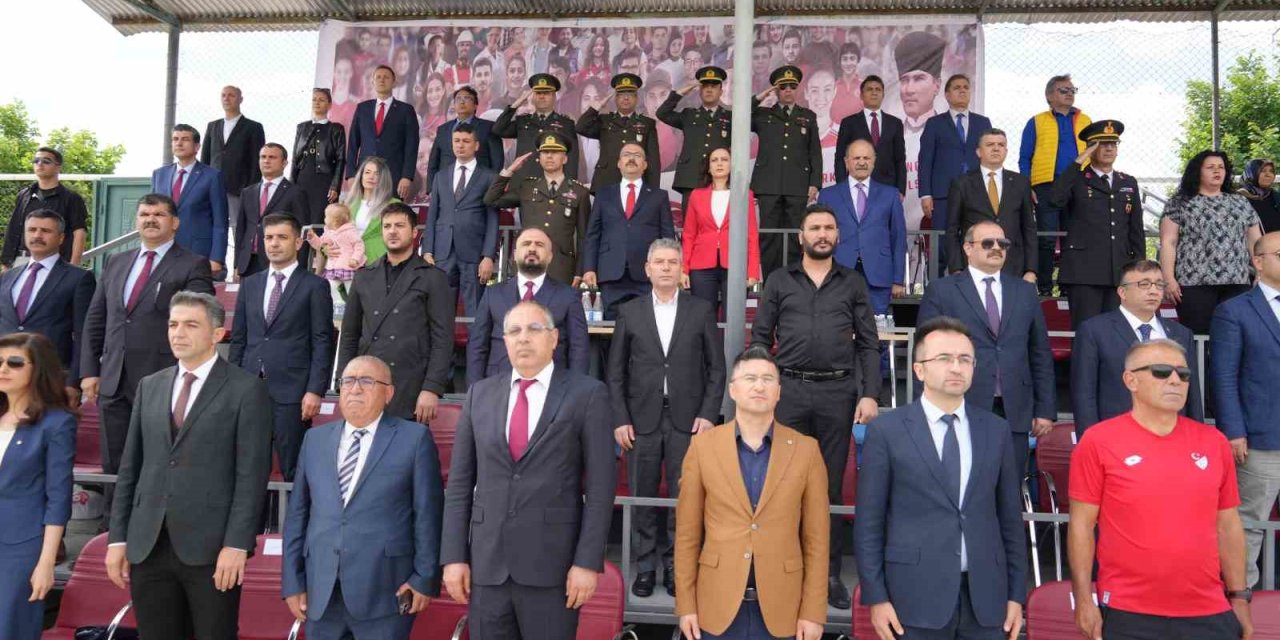 19 Mayıs Atatürk’ü Anma, Gençlik Ve Spor Bayramı Iğdır’da Kutlandı