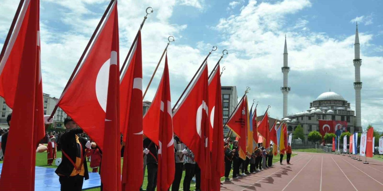 Kars’ta 19 Mayıs Coşkusu