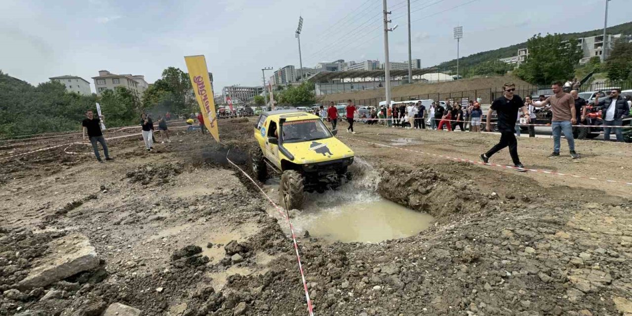 Gençler Adrenaline Doydu