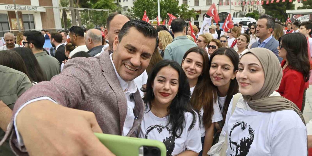 Başkan Zeyrek 19 Mayıs Kutlamalarına Katıldı