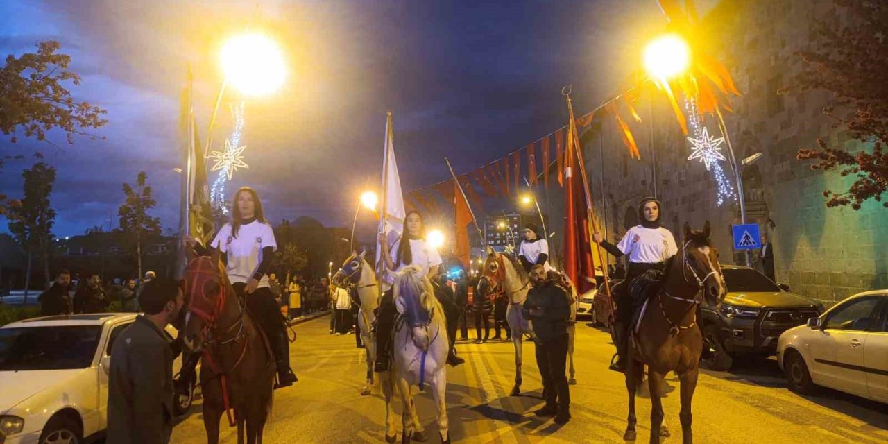Erzurum’da Fener Alayı Düzenlendi