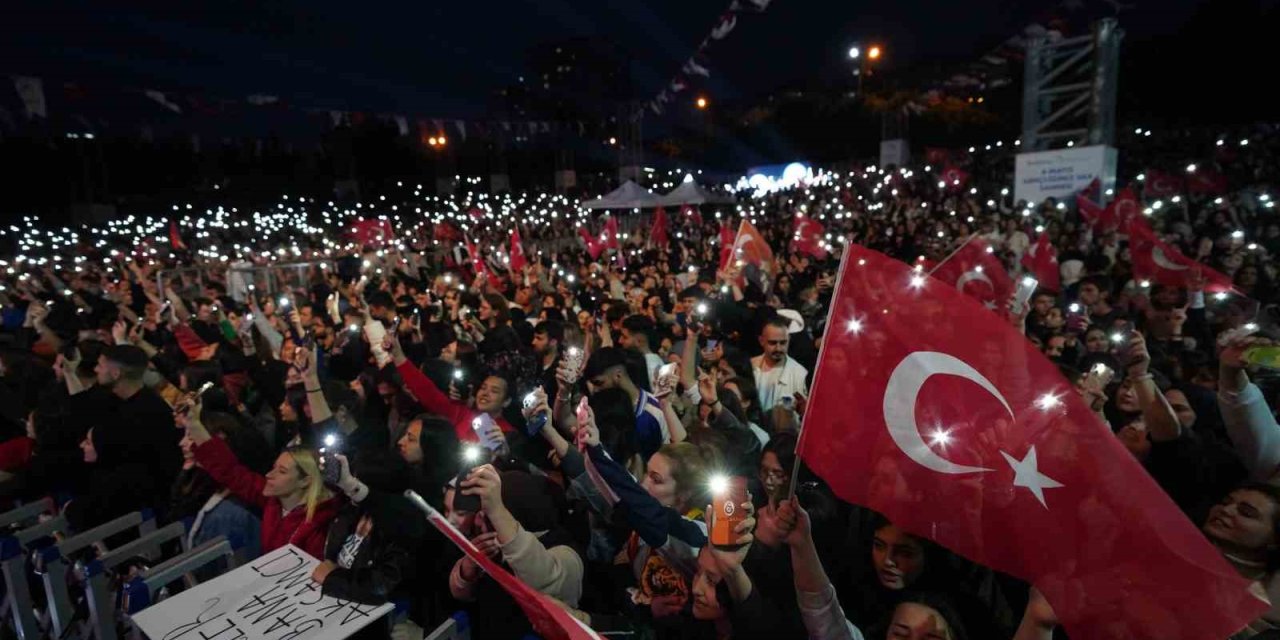 Beylikdüzü’nde 19 Mayıs Coşkuyla Kutlandı