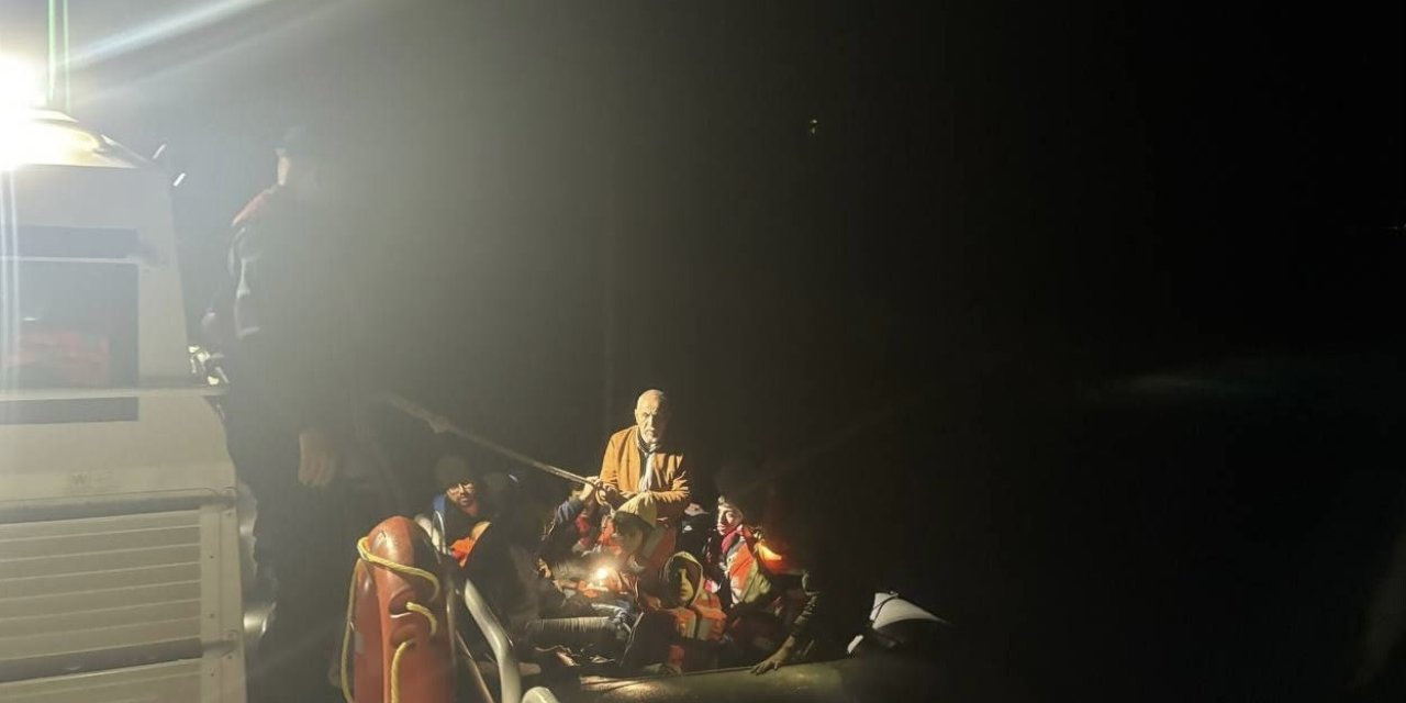 Yunan Unsurlarınca Ölüme Terk Edilen 3’ü Çocuk, 14 Kaçak Göçmen Kurtarıldı