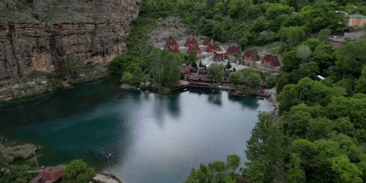 Erzurum’daki Yedi Göller Turistleri Büyülüyor