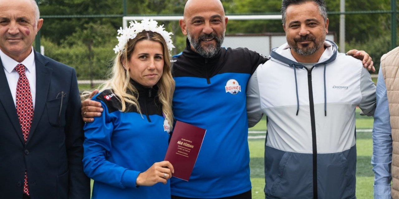 Yeşil Sahalarda Nikah: Spor Aşkı Nikah Masasında