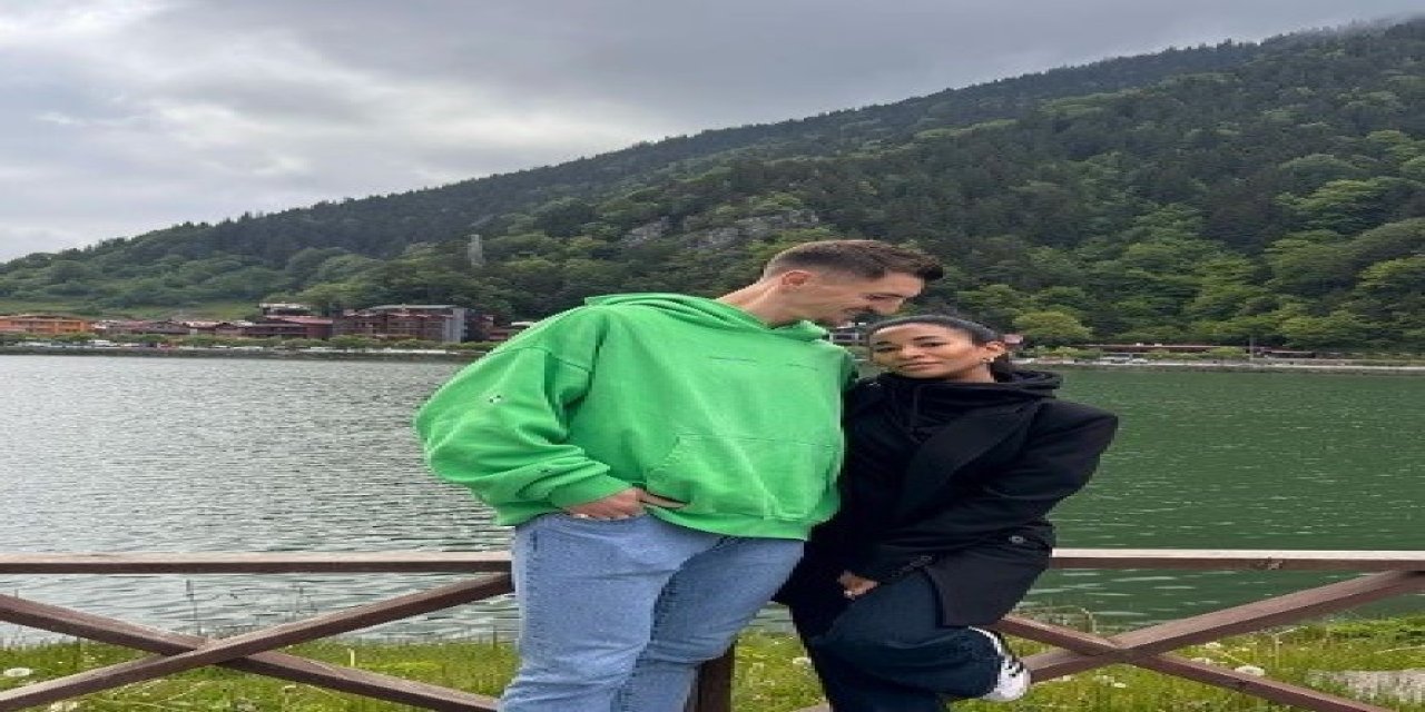 Trabzonspor’un Belçikalı Futbolcusu Meunier, Eşi Ve Çocukları İle Uzungöl’ü Gezdi