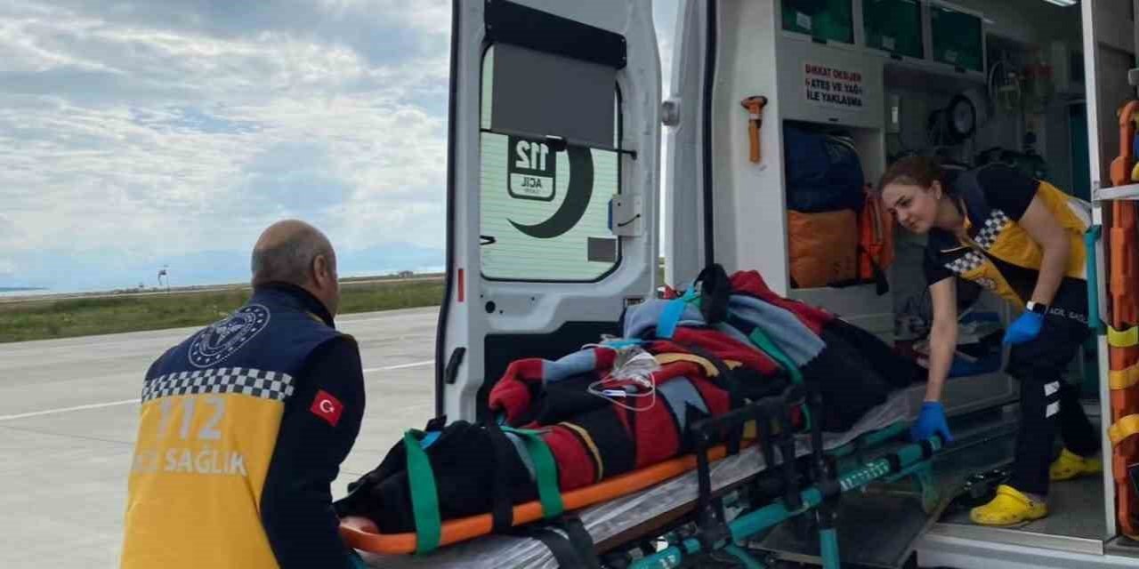 Attan Düşen Hasta Helikopter Ambulansla Van’a Sevk Edildi