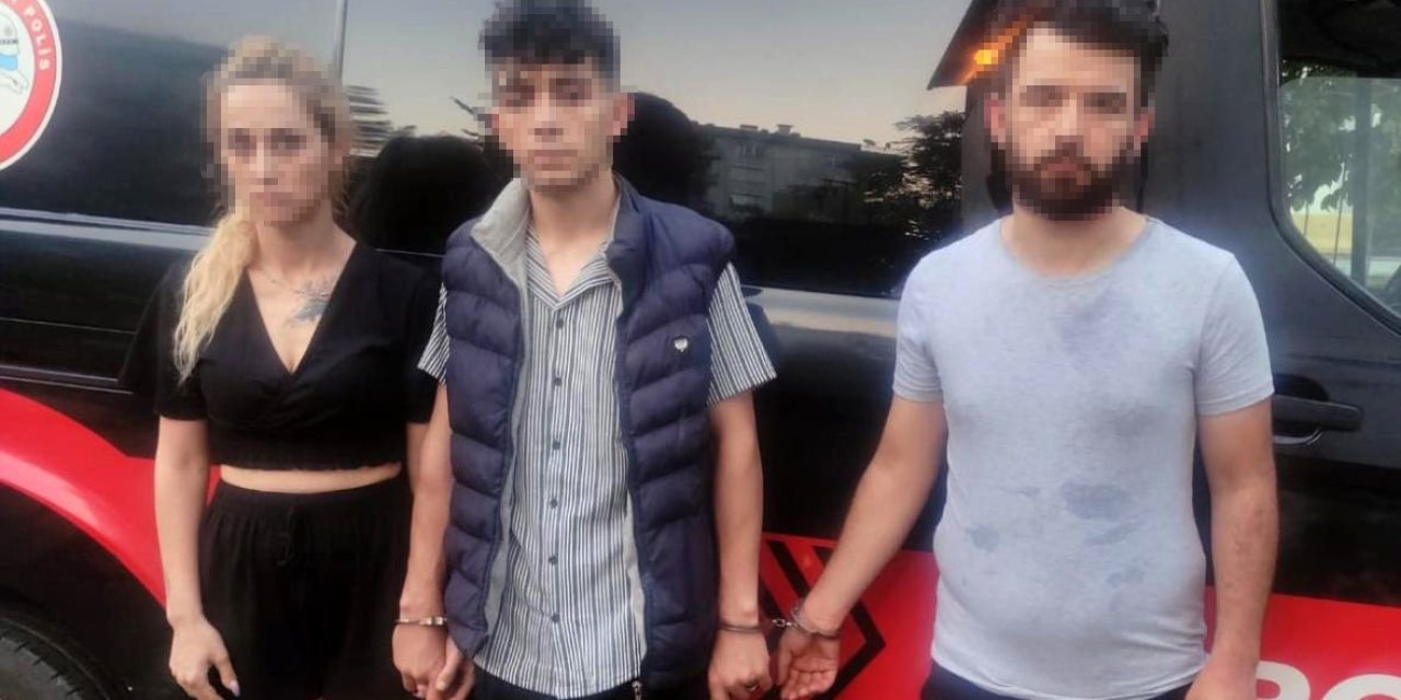 Cinayet Sonrası Kaçan Sevgililer, 25 Dakikada Yakayı Ele Verdi