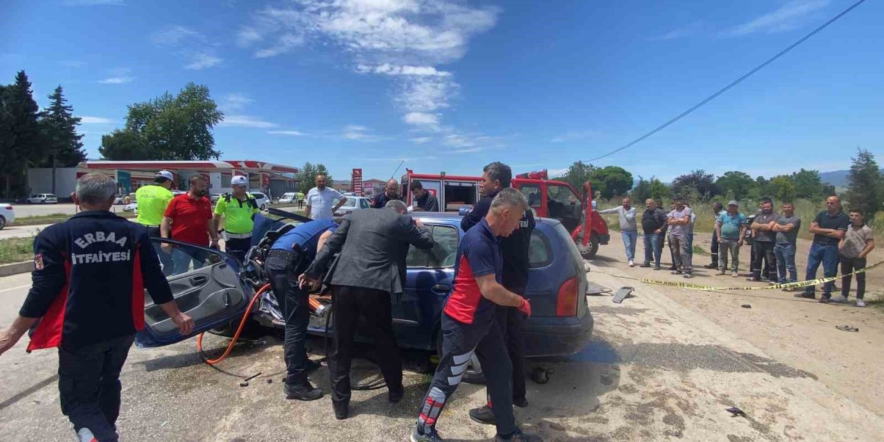 Tokat’ta Orta Refüjden Karşı Şeride Sıçradı: 1 Ölü, 1 Yaralı