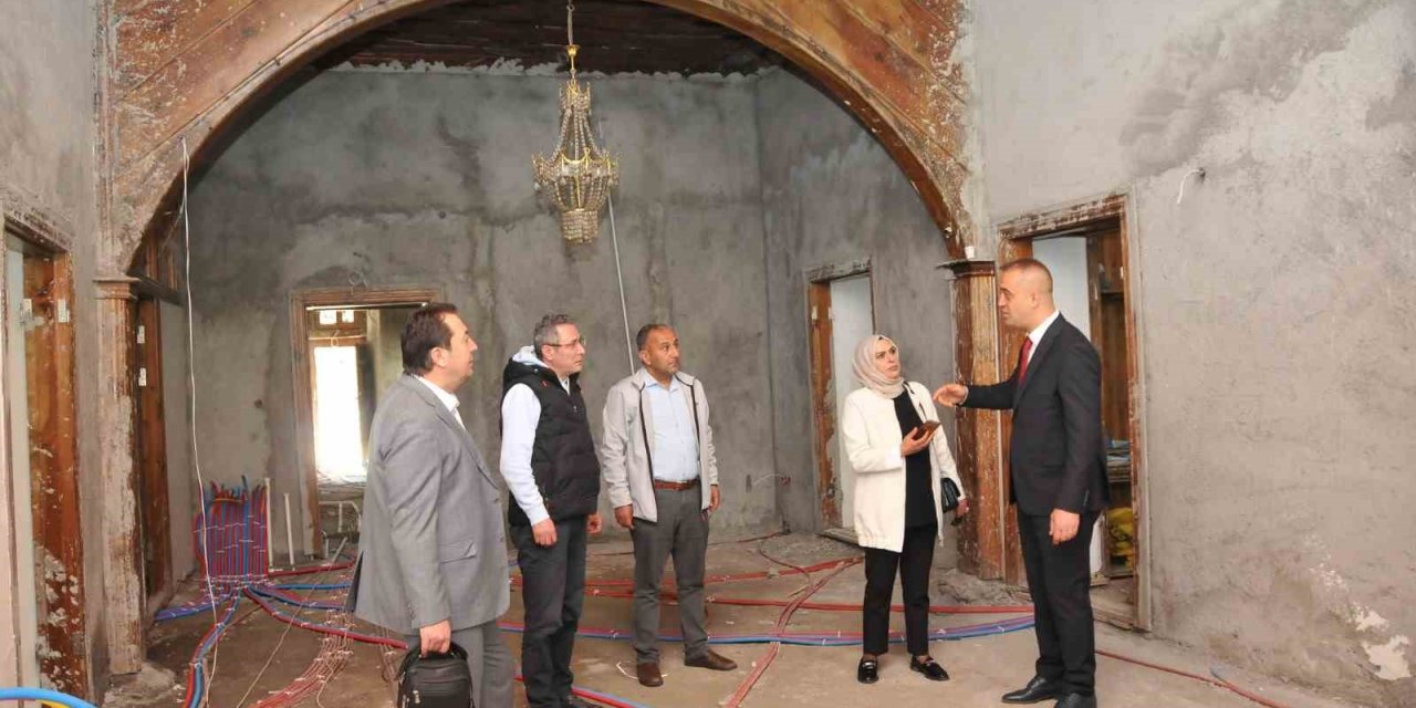 Mhp İl Başkanlığına Tarihi Konak