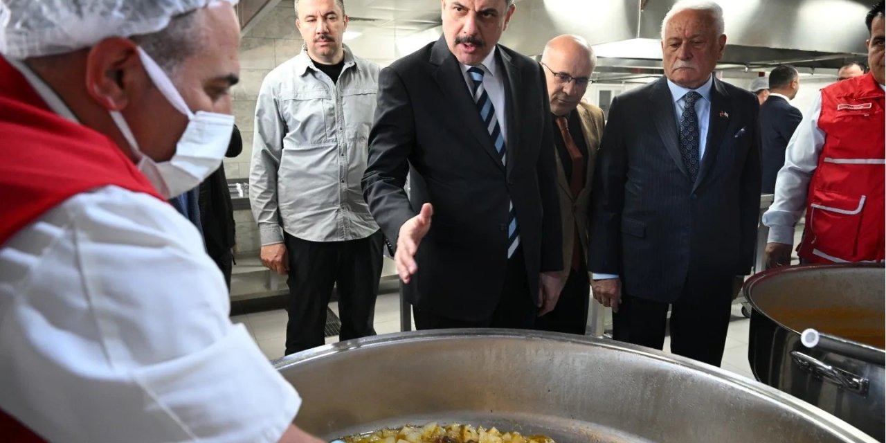 Kızılay’dan Her Gün Bin Kişiye Yemek