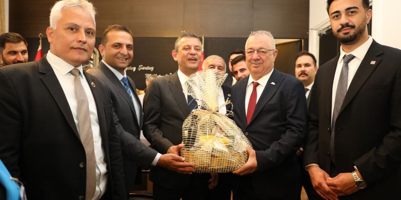 Başkan Mehmet Ertaş Özgür Özel’i Ziyaret Etti