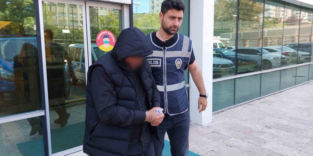 Ayrıldığı Kadının Evinin Kapısını Ateşe Veren Şahıs Tutuklandı