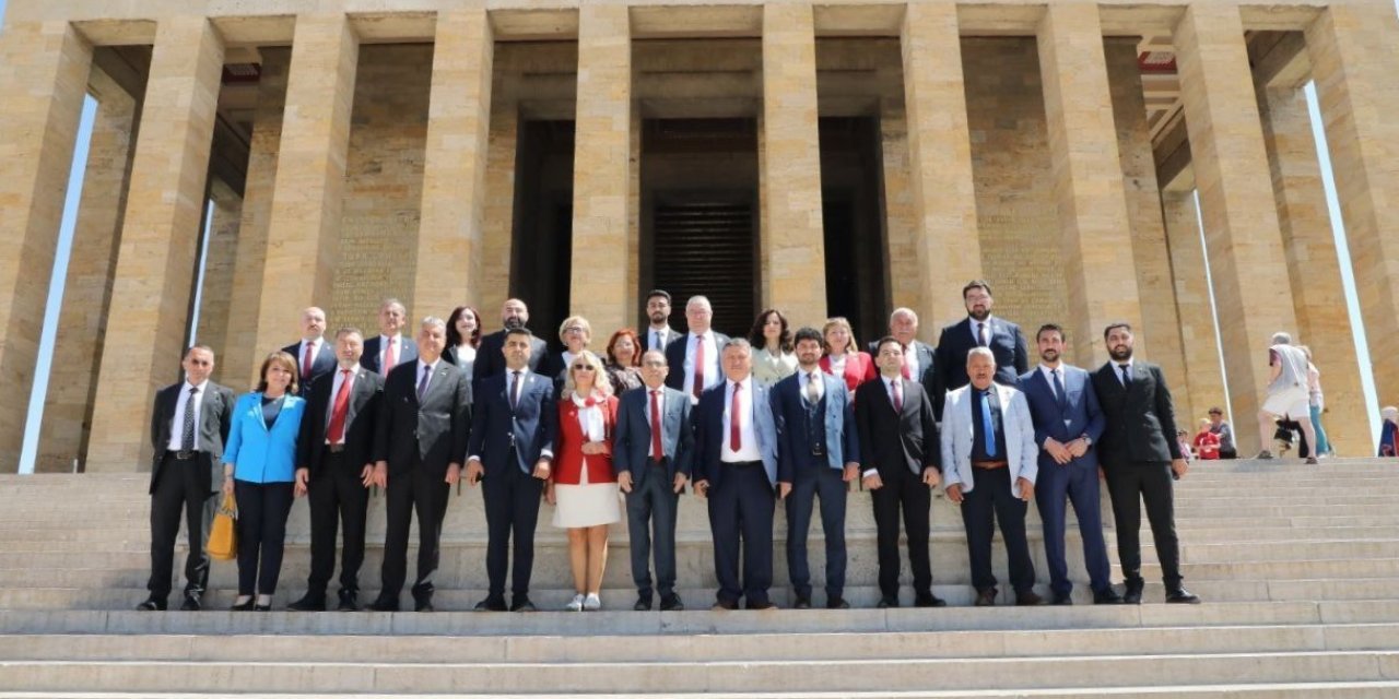 Başkan Mehmet Ertaş Anıtkabir’de